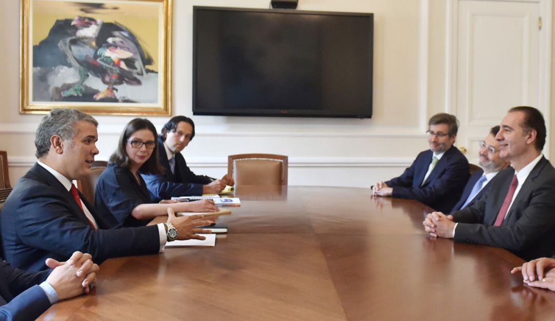 El juez Eduardo Ferrer, presidente de la Corte Interamericana de Derechos Humanos en reunión con el presidente de la República, Iván Duque, en octubre de este año.