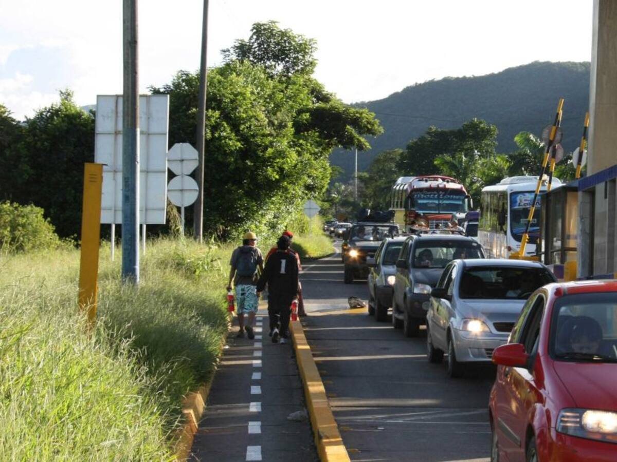 Seis horas entre San Gil y Bucaramanga? Demoras en carretera