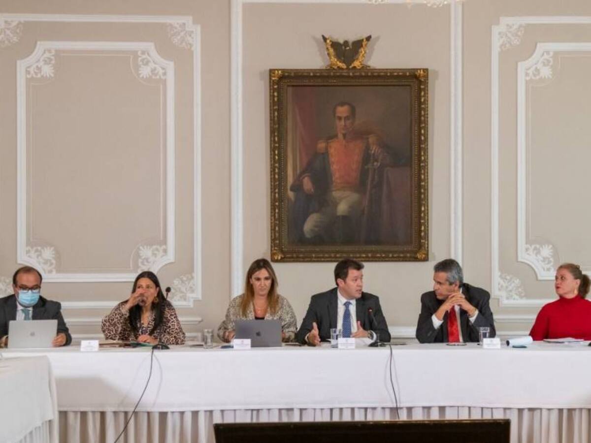 Delegados de Petro esperan que Fiscalía investigue los desfalcos en recursos de Paz
