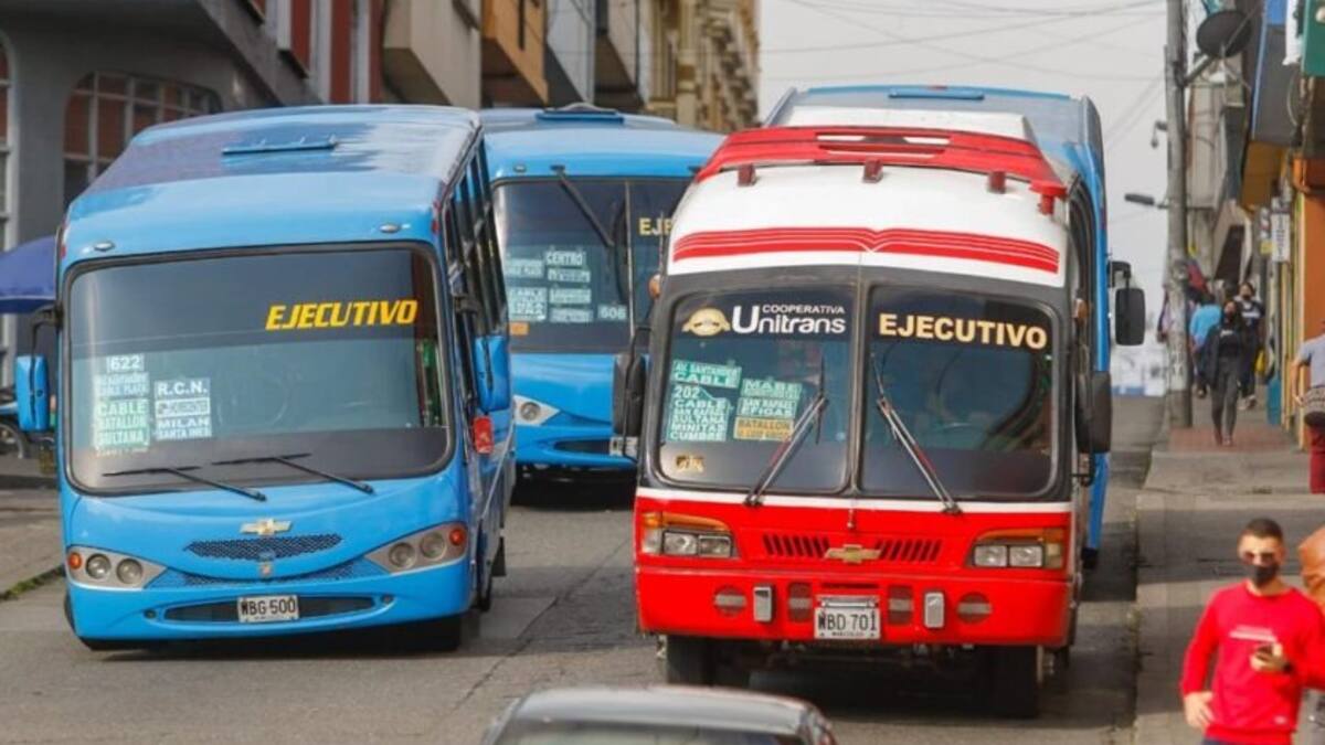 Presunta banda de adultos mayores estaría hurtando en busetas y colectivos de Manizales