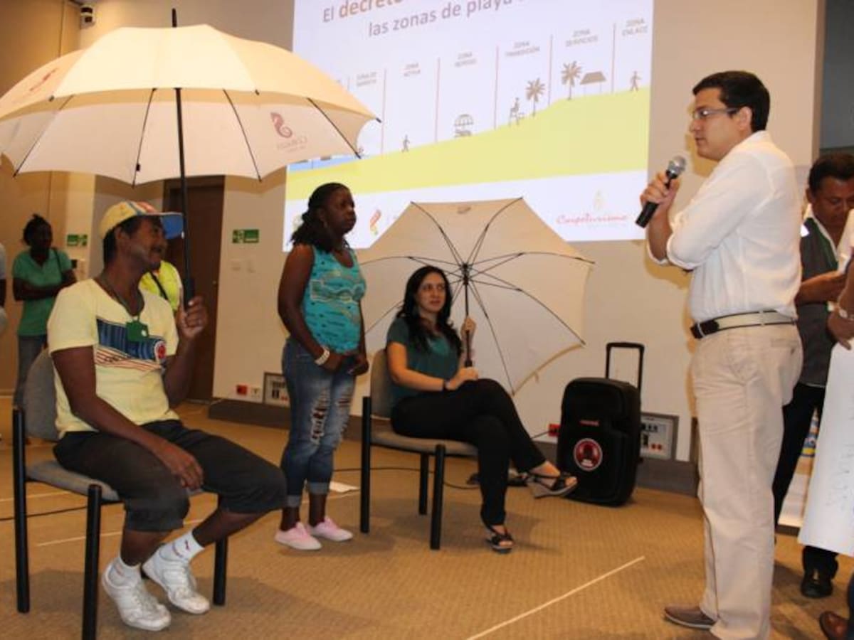 Socializan modelo de ordenamiento de las playas de Cartagena