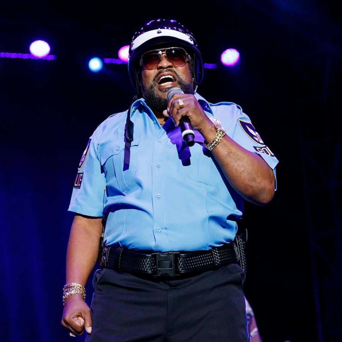 Murió Victor Willis, vocalista, fundador, famoso policía de Village People y autor del éxito “YMCA”