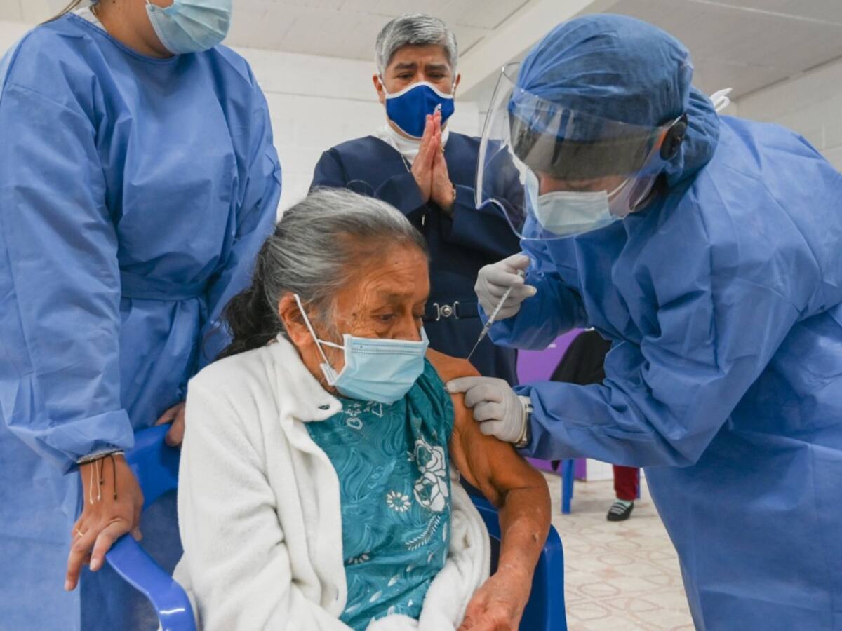 Un año de la pandemia: ¿cómo construir un nuevo contrato social?