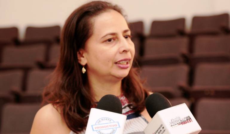 Fabiola Cáceres secretaria de educación