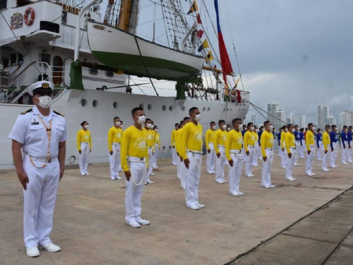 Desde Cartagena ARC Gloria zarpa a su cuarto crucero por el pacífico