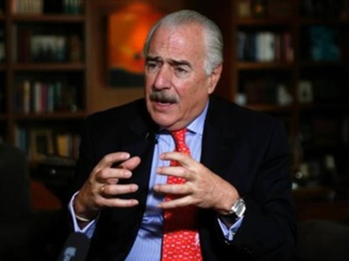 Pastrana dice que votar por José Obdulio Gaviria sería premiar al narcotráfico