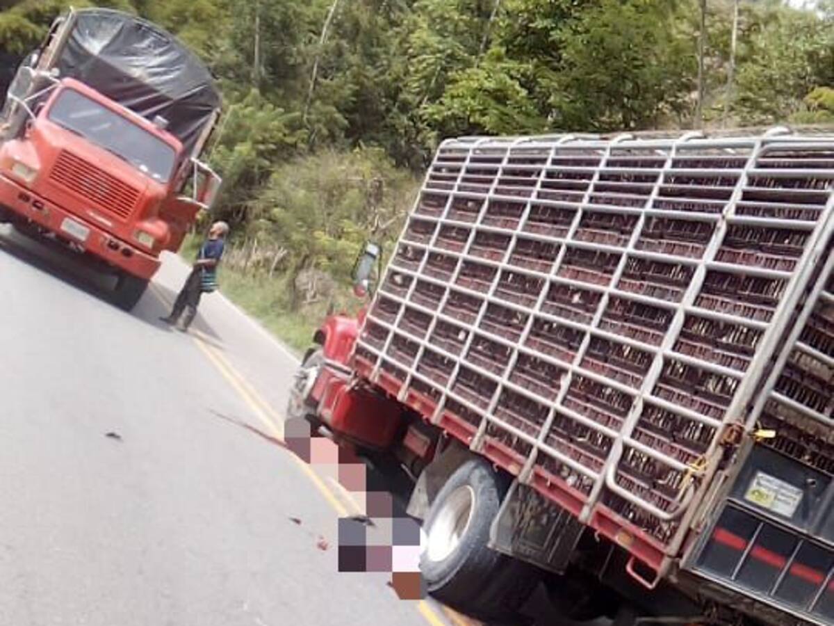 Trágico accidente cobró la vida de dos personas en la vía a El Playón