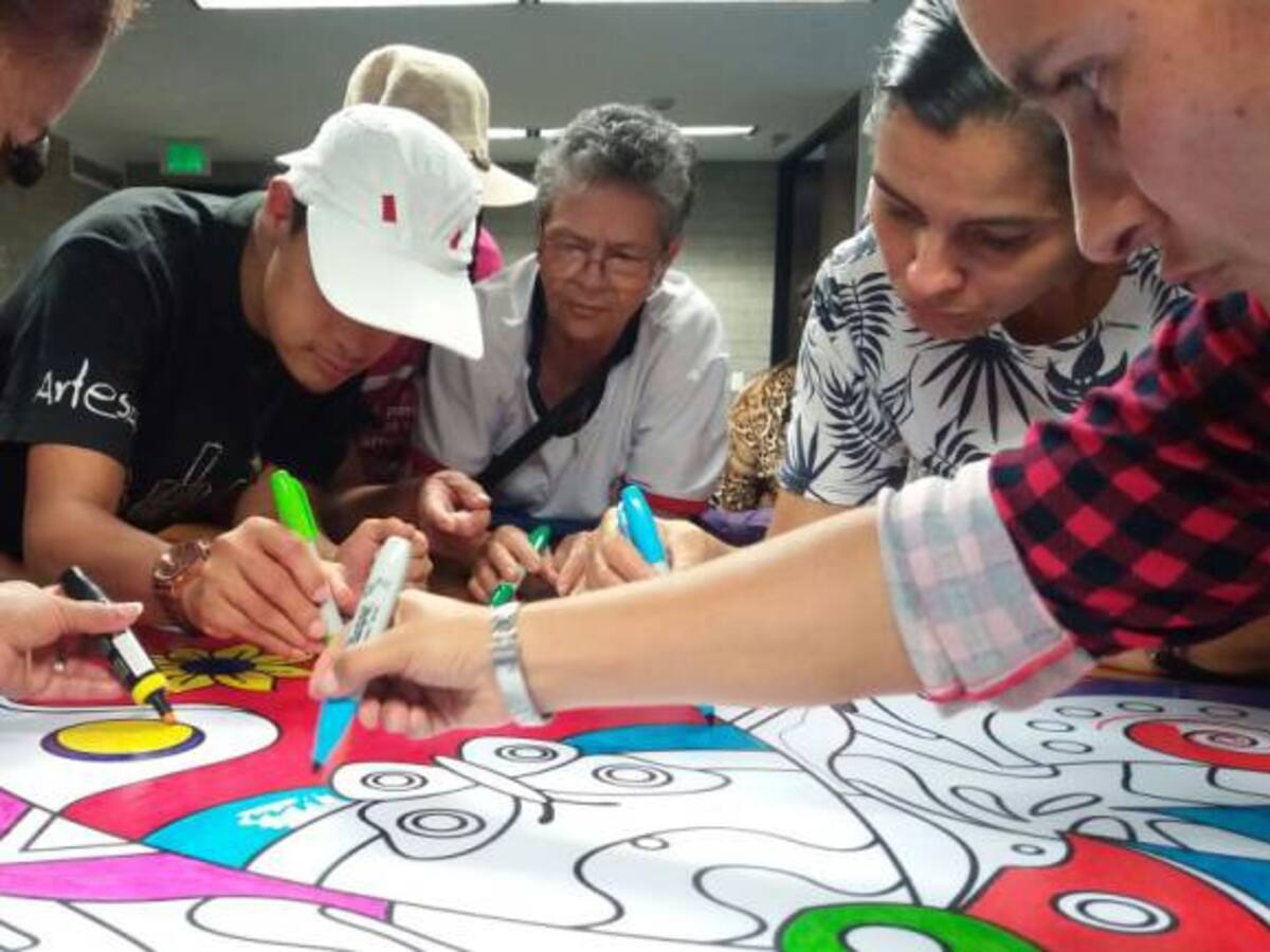 En Medellín las mujeres son referentes en la construcción de paz