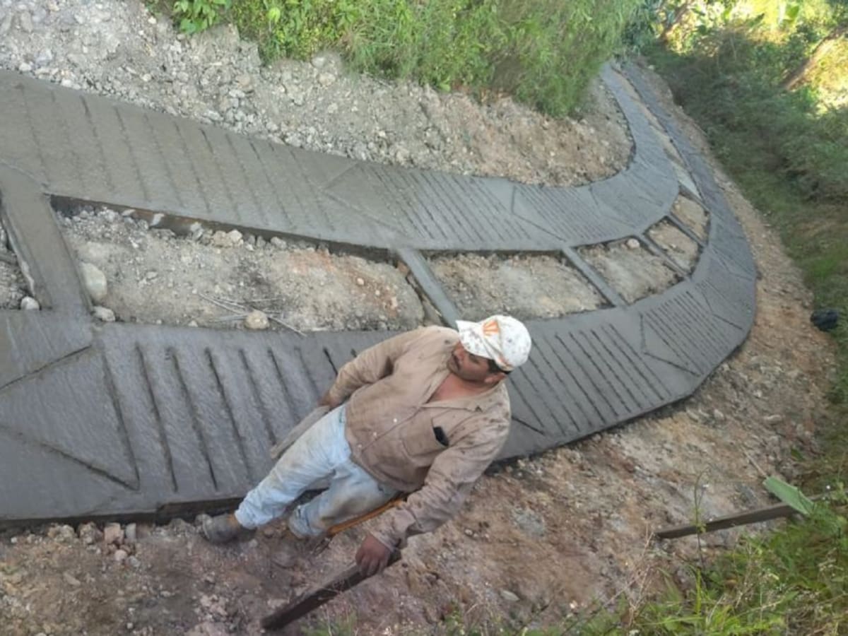 Ejército apoyó instalación de placa huella en Líbano, Tolima