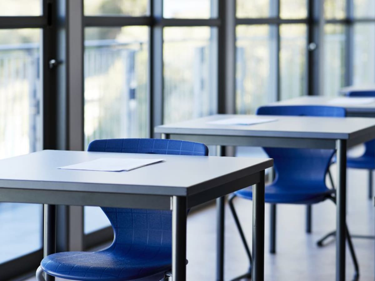 Universidades no pueden excluir a alumnos por faltas que no sean académicas