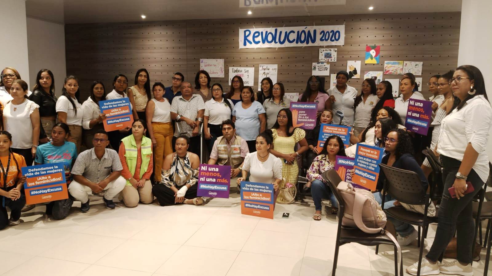 Transcaribe se une a los 16 días de activismo contra la violencia hacia mujeres y niñas