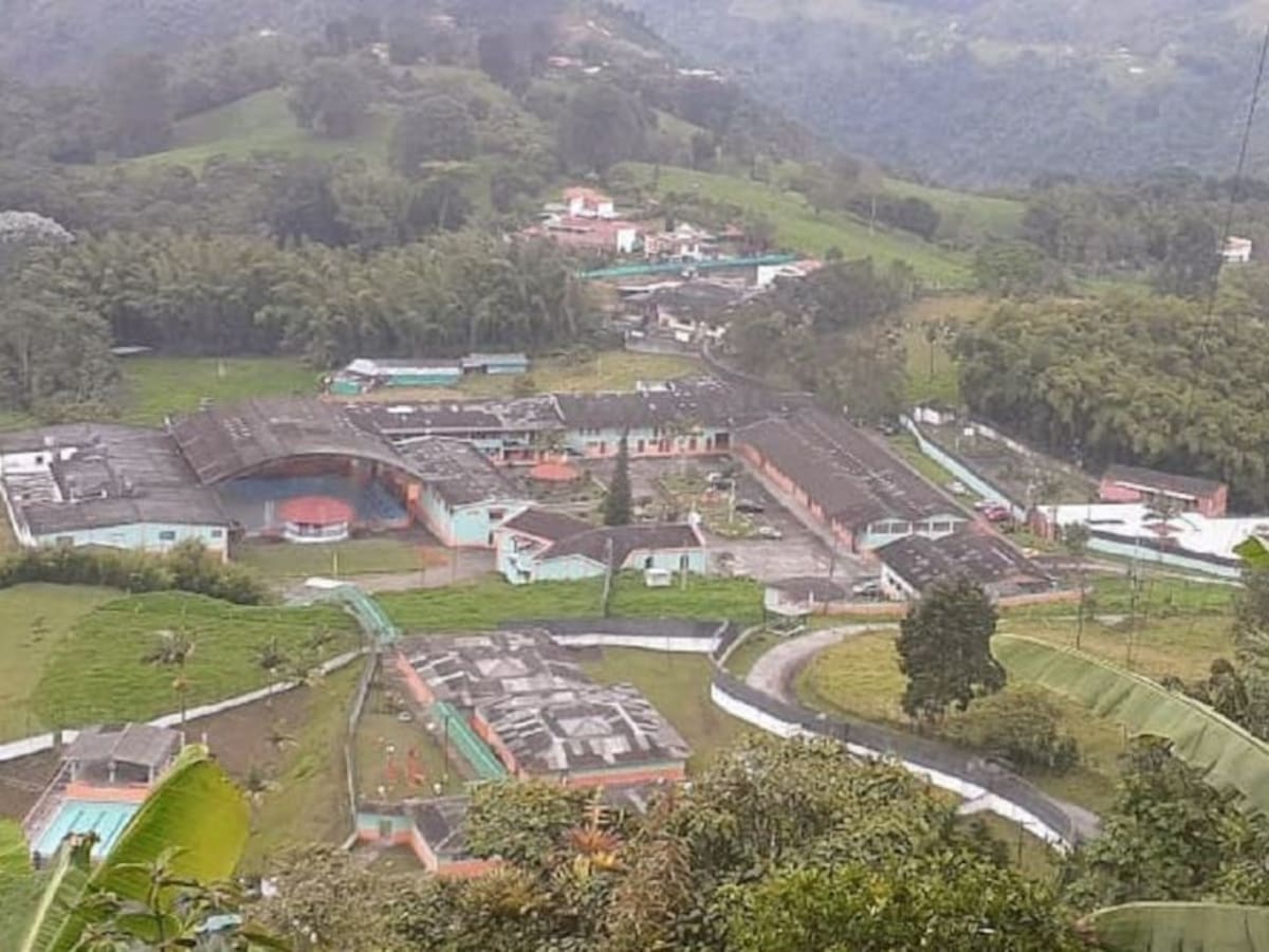 Gobernación de Caldas hace obras de mejoramiento en Ciudadela Los Zagales