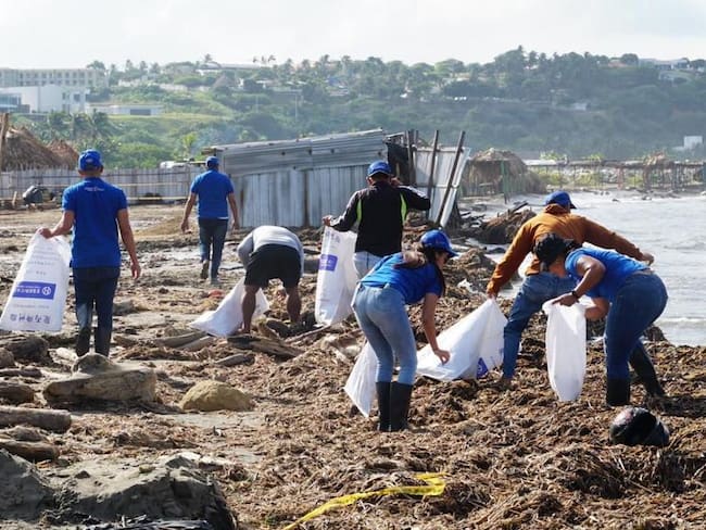 Jornadas de limpieza en playas de Puerto Colombia./Gobernación del Atlántico