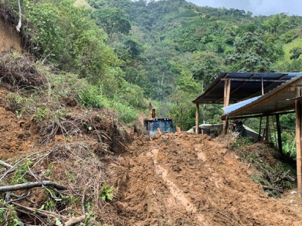 Las vías colapsadas afectan a los campesinos de Anzoátegui, Tolima