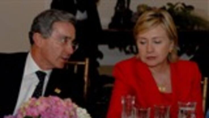 Jaime Bermúdez, canciller de Colombia, habla de la reunión entre Hillary Clinton y el Presidente Uribe