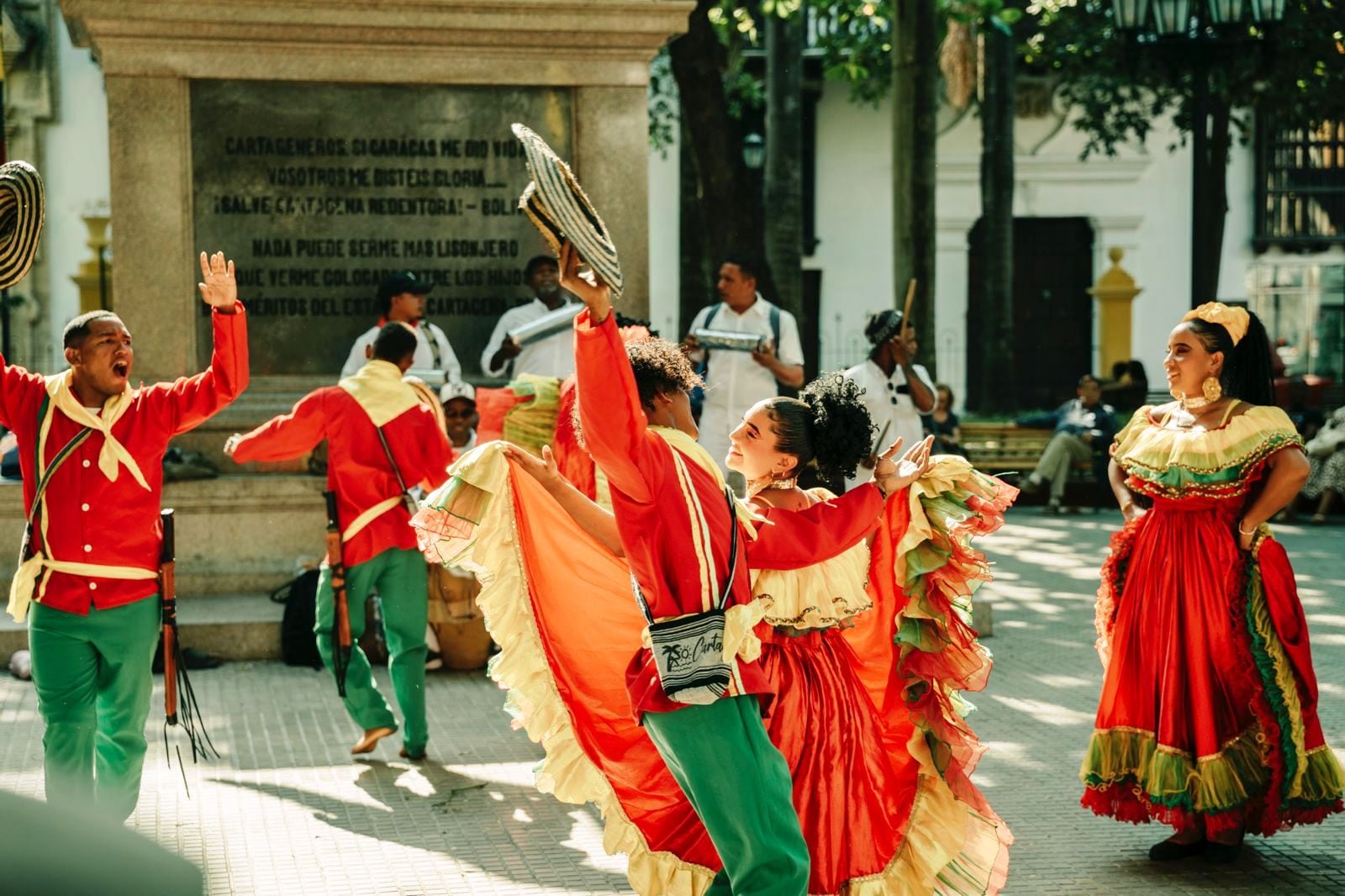 La fotógrafa Andrea Olivieri presenta la muestra “Cartagena Dividida”