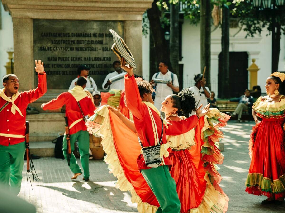 La fotógrafa Andrea Olivieri presenta la muestra “Cartagena Dividida”