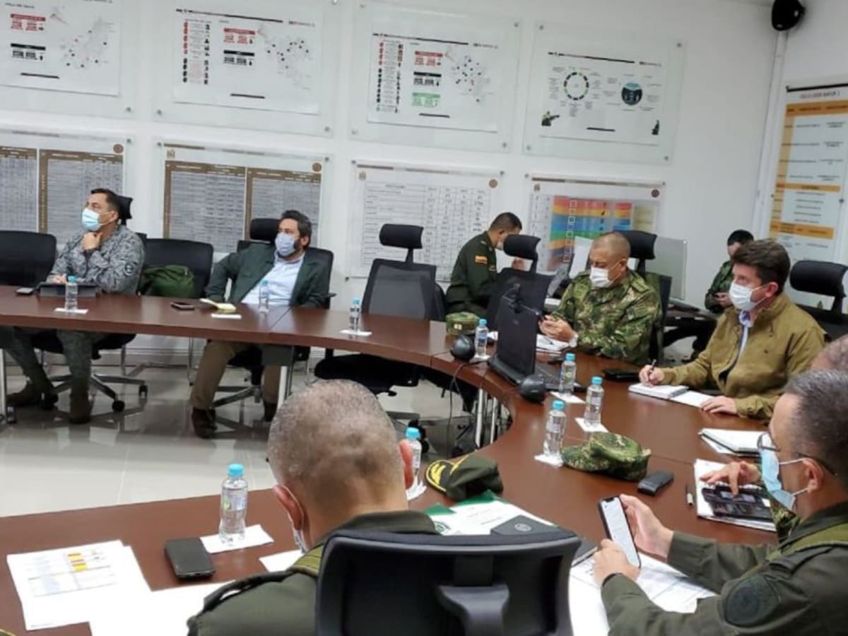 Ofrecen 200 millones por responsables de carro bomba en Corinto