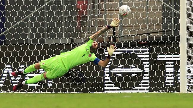 Ospina, una noche heroica para conmemorar sus 112 partidos como 'tricolor'