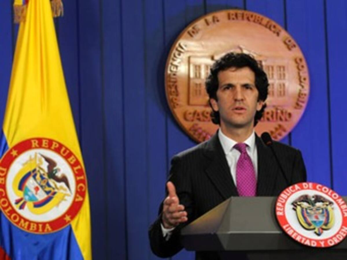 Gobierno desautoriza a Santos y dice que Plan Colombia debe seguir