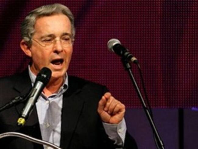 Con Uribe en el Congreso llegarían la derecha y oposición al proceso de paz: partidos