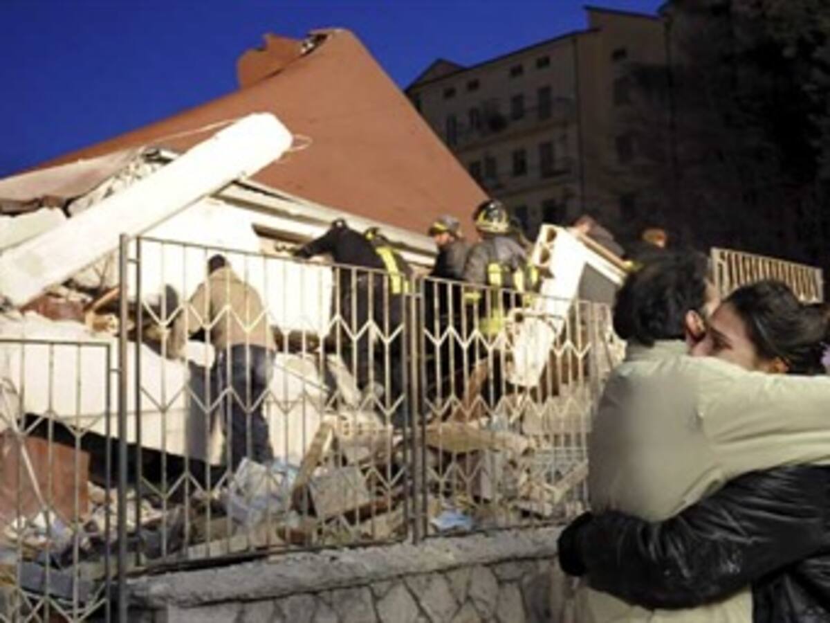 El suelo sigue temblando con fuerza en Italia mientras los muertos son 281