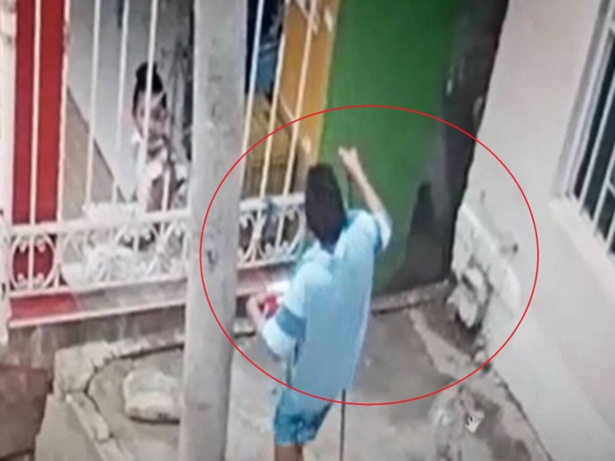 Un niño se salva de morir electrocutado en Santa Marta al tocar una guaya