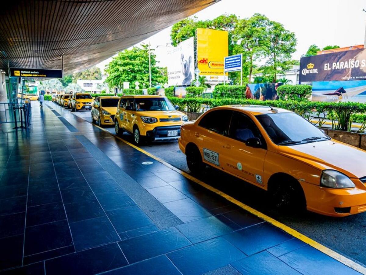 OINAC rechazó abuso a turistas y promueve uso de taxis regulados en el Rafael Núñez