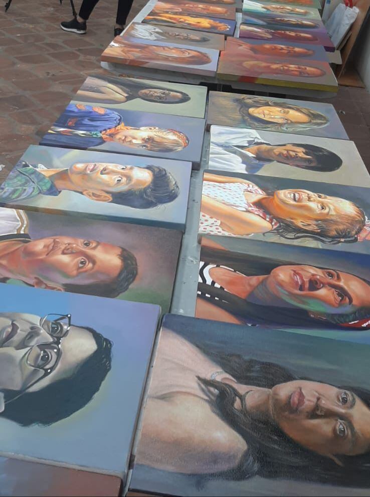 Profesores y estudiantes retratan 177 personas nacidas el 22 de diciembre