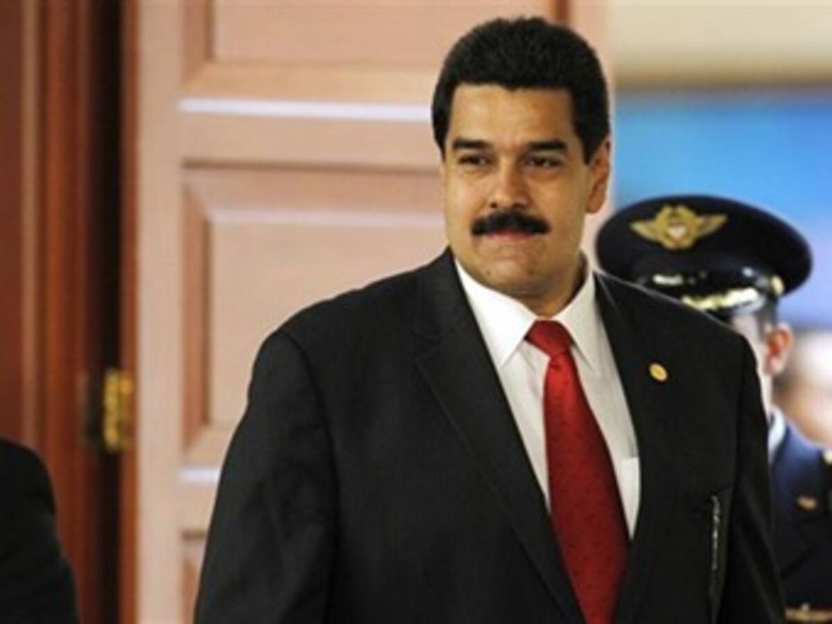 Maduro amenaza con cárcel a los acaparadores de alimentos que busquen generar una crisis