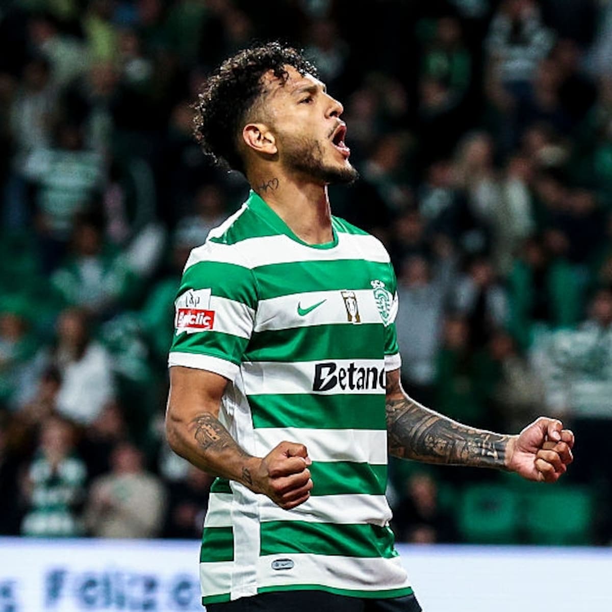 Luis Suárez, figura en triunfo de Sporting: golazo y doblete de asistencias