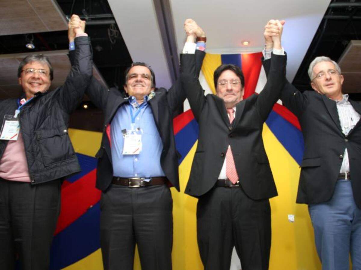 Francisco Santos inscribe oficialmente su candidatura a la Alcaldía