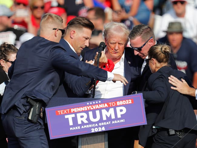 ATENCIÓN | Logran evacuar a Trump de mitin en Pensilvania tras un aparente atentado