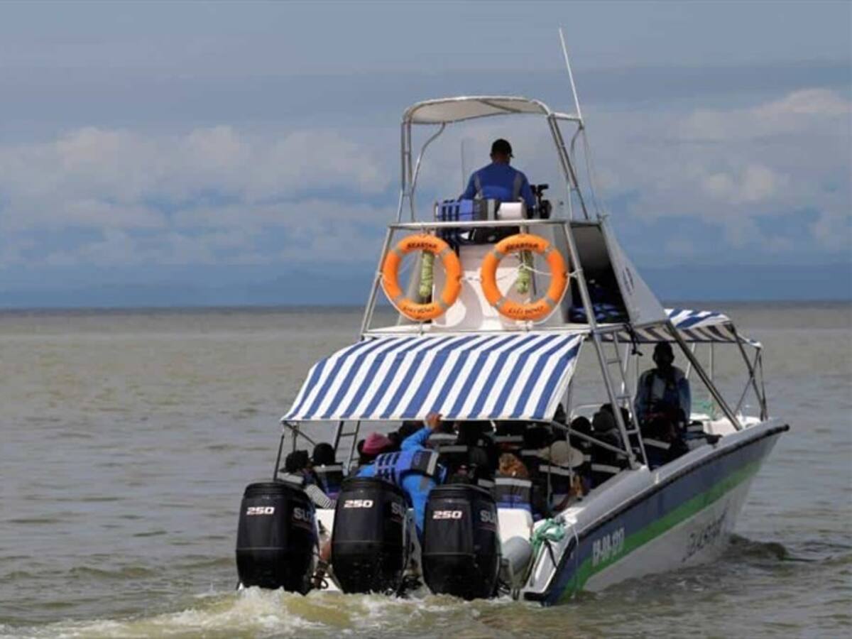 Tres muertos y un bebé desaparecido dejó naufragio de migrantes en Acandí