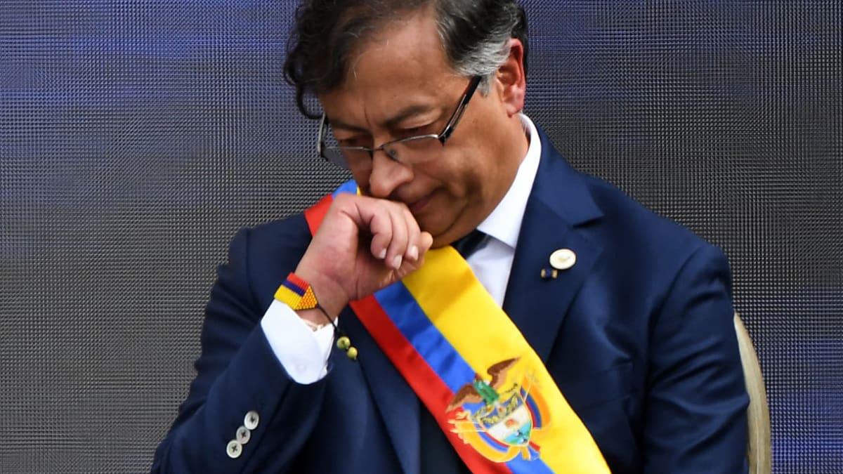 Al Oído: Petro sin talla presidencial