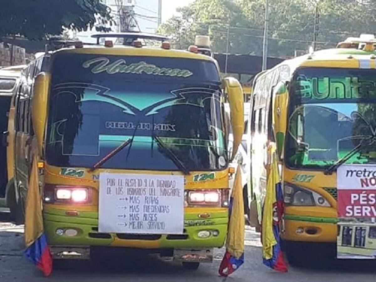 En Bucaramanga mientras sube el precio del huevo baja la tarifa del bus
