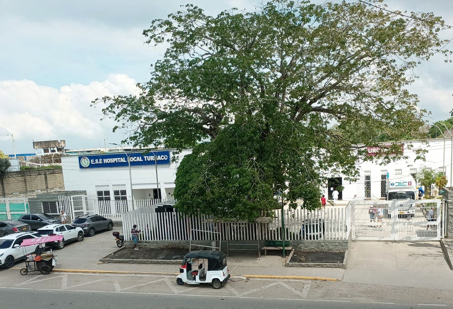 Empleados de la E.S.E. Hospital Local de Turbaco denuncian violación de derechos laborales