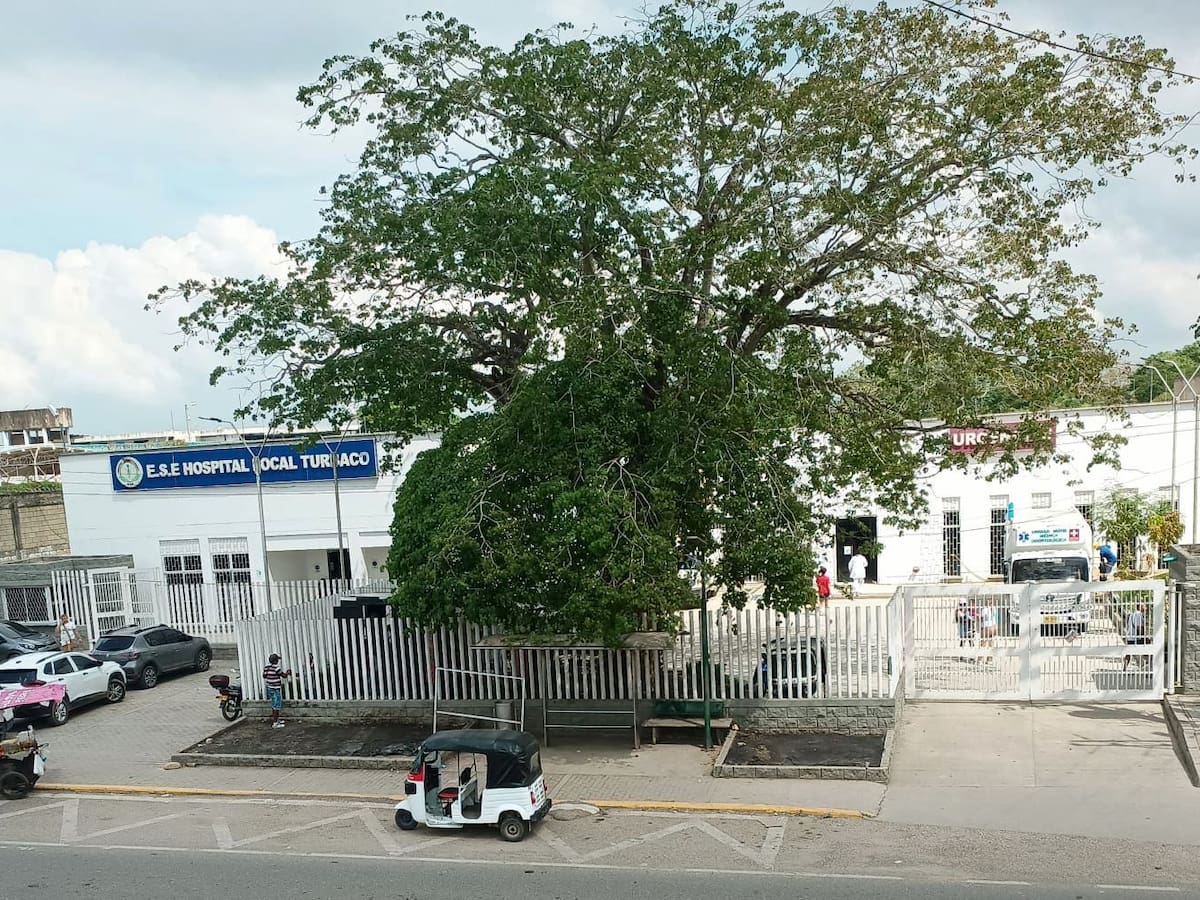 Empleados de la E.S.E. Hospital Local de Turbaco denuncian violación de derechos laborales