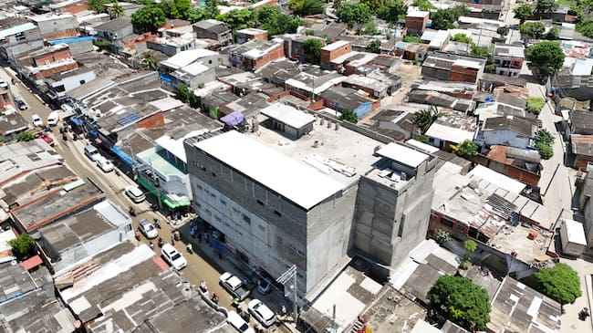 Alcalde Dumek Turbay anuncia que el Hospital de Nelson Mandela se entrega el 28 de noviembre