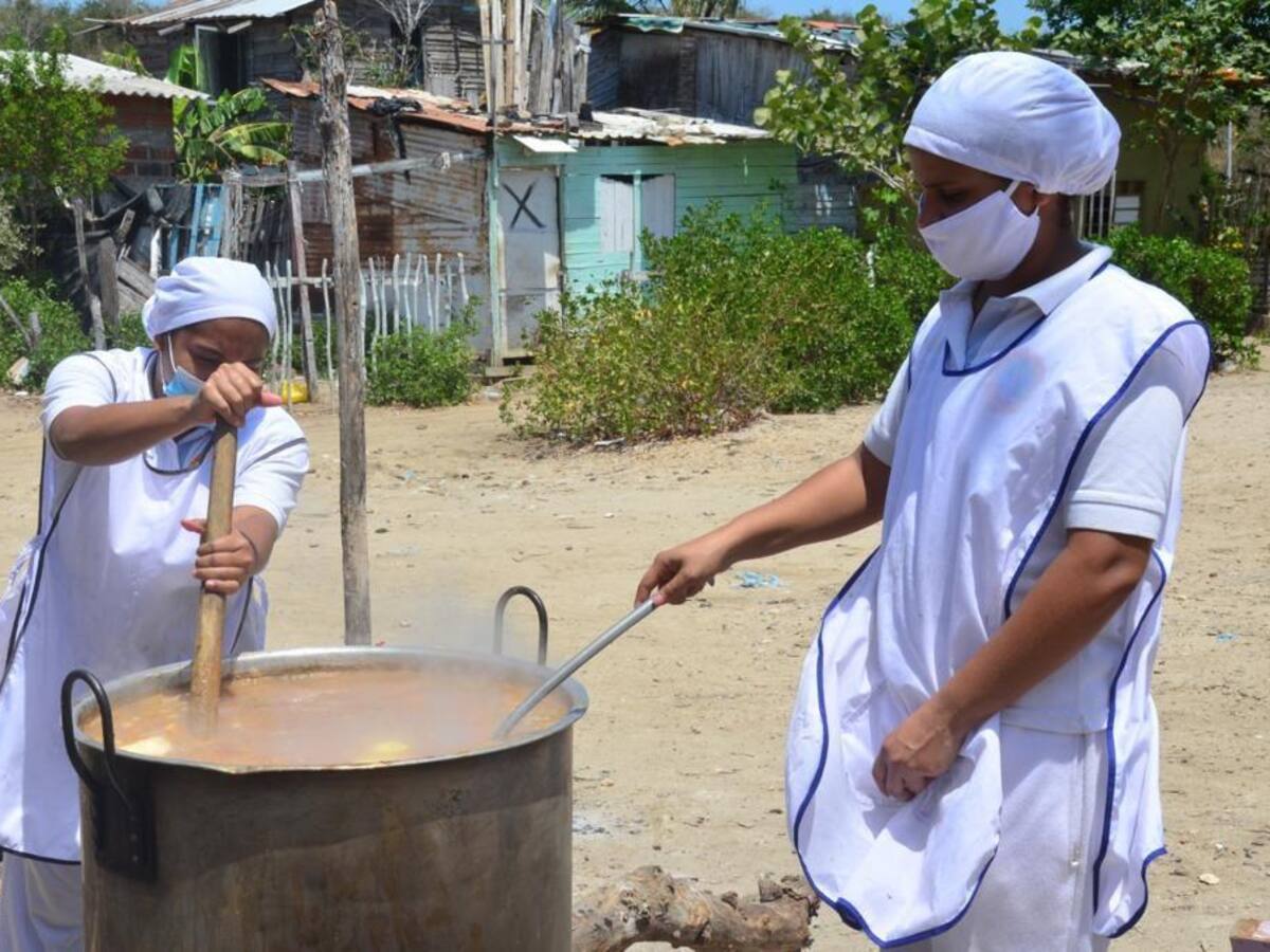 Olla comunitaria en La Boquilla por el cumpleaños de Cartagena