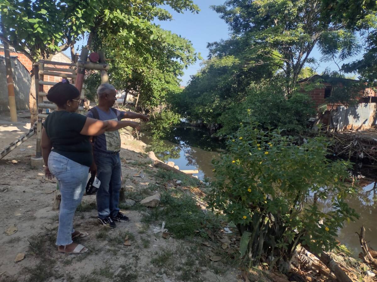 Quejas por limpieza de caño El Limón en el barrio Villa Estrella