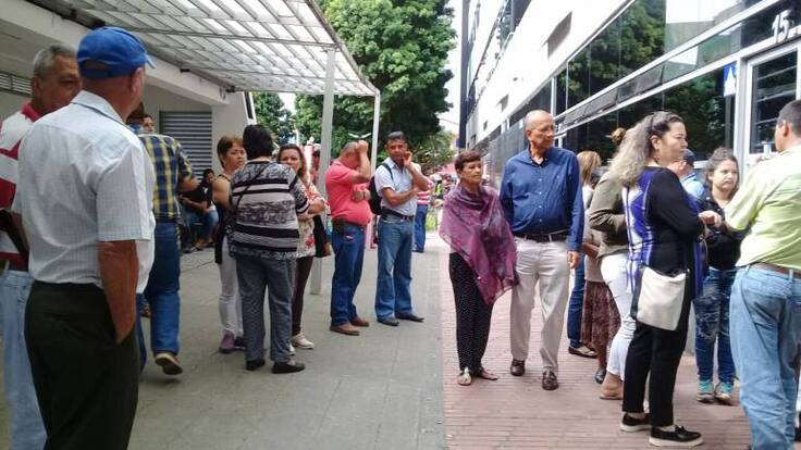 Armenios denuncian demoras en atención del pago del impuesto predial