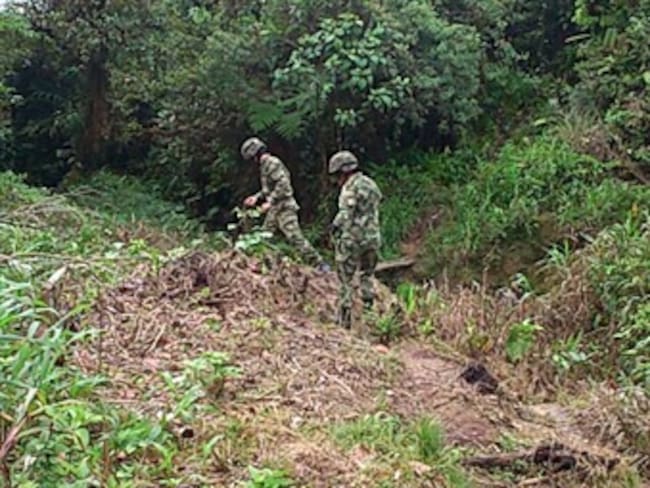 Desactivan artefactos explosivos en zona rural de Ricaurte