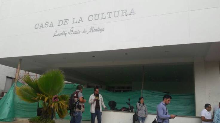 Así luce la casa de la cultura de Calarcá en obra negra un monumento a la falta de planificación