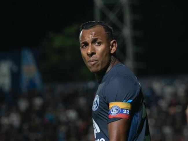 Independiente Rivadavia le pone plazo a Sebastián Villa para definir su futuro