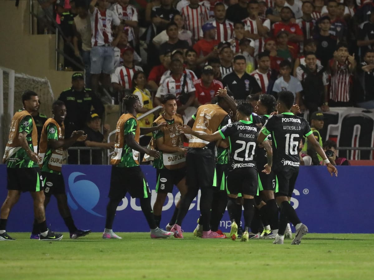 Nacional aplasta a Junior en Barranquilla y es nuevo líder: Resumen y goles del partido