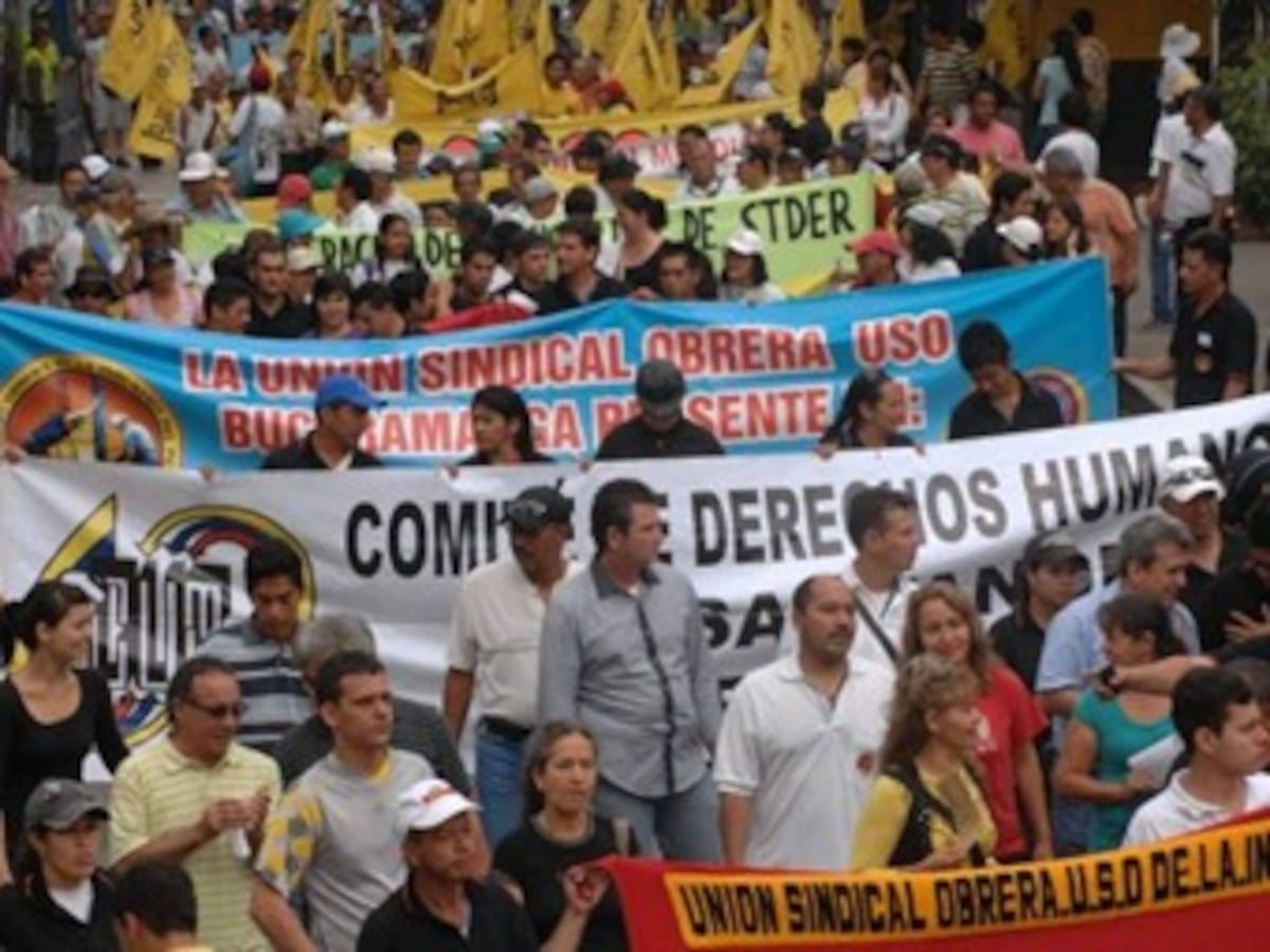 Centrales obreras y estudiantes marcharán hoy en el día Internacional del Trabajo