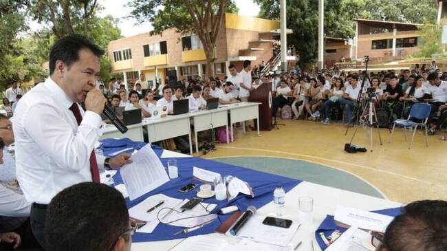 El levantamiento del paro se dio durante un Consejo Superior Extraordinario precedido por el Gobernador, William Villamizar.