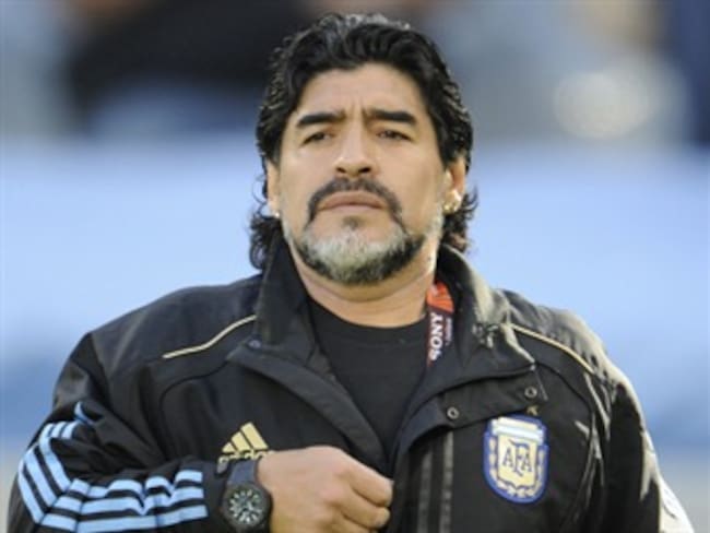 Diego Maradona fue operado de cálculos renales