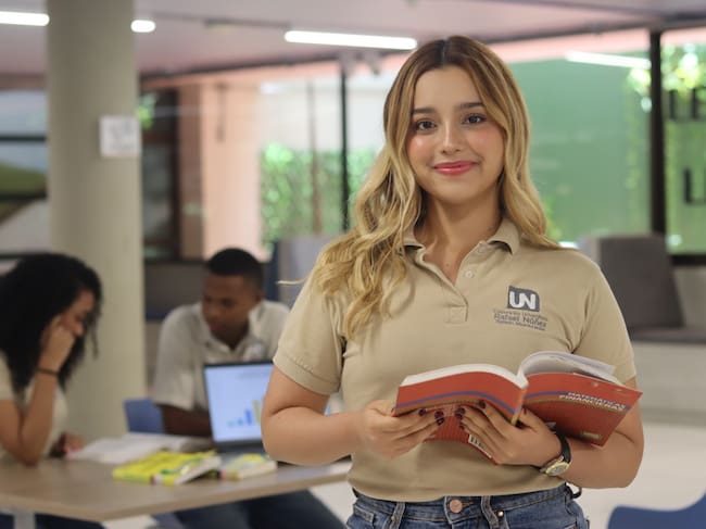 Matricularse en julio en Uninúñez podría llevarte a estrenar una laptop